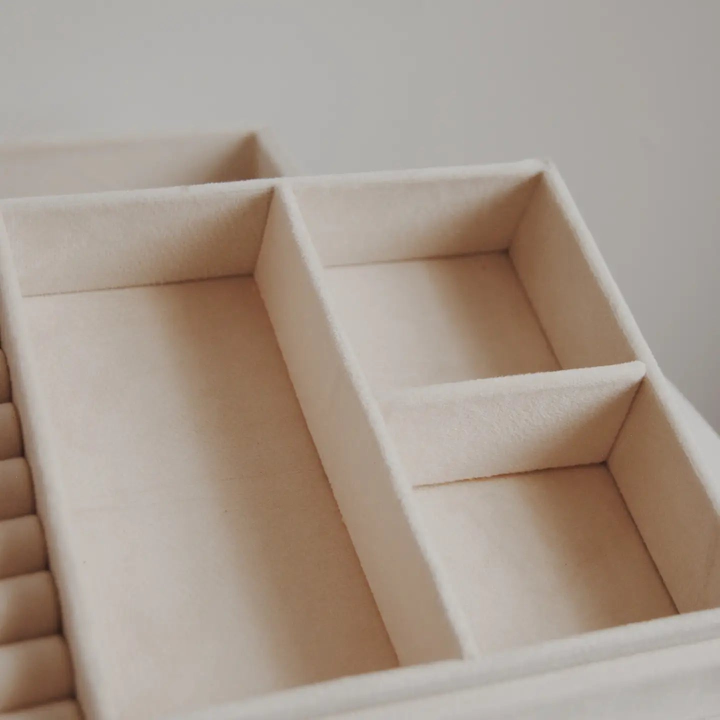 Velvet Heirloom Jewelry Tray