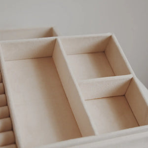 Velvet Heirloom Jewelry Tray