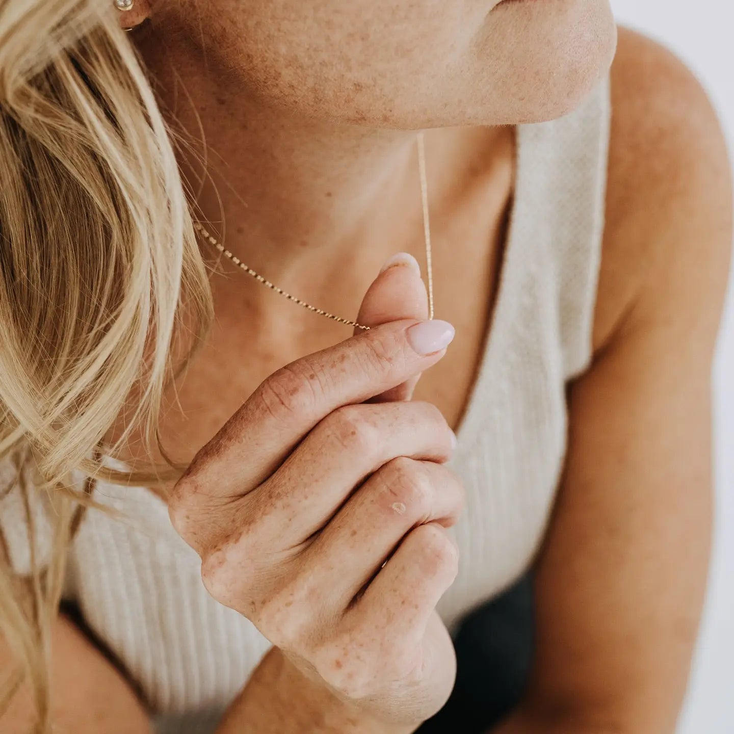 Dainty Ball Bar Chain