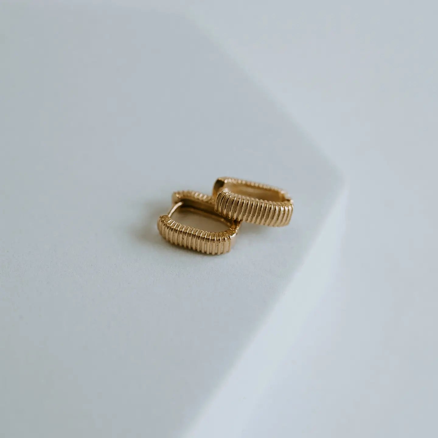 Pleated Rectangle Huggies